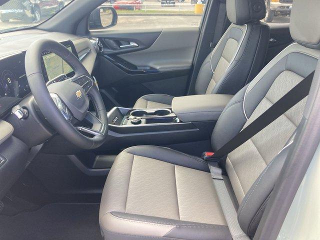 new 2026 Chevrolet Equinox car, priced at $30,641