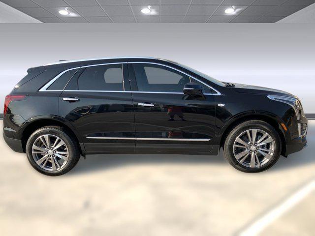 new 2025 Cadillac XT5 car, priced at $50,985