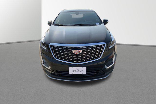 new 2025 Cadillac XT5 car, priced at $56,482