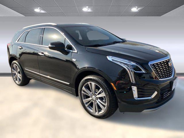new 2025 Cadillac XT5 car, priced at $50,985
