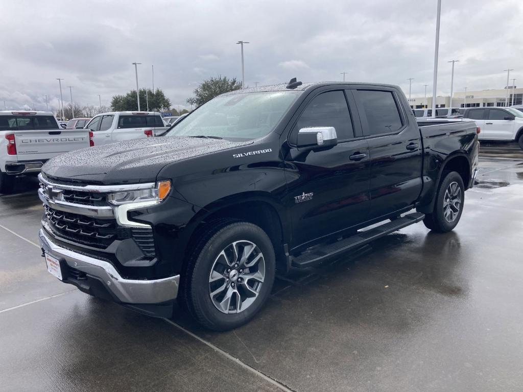 new 2025 Chevrolet Silverado 1500 car, priced at $49,231