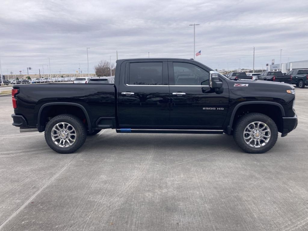 new 2025 Chevrolet Silverado 2500 car, priced at $81,061