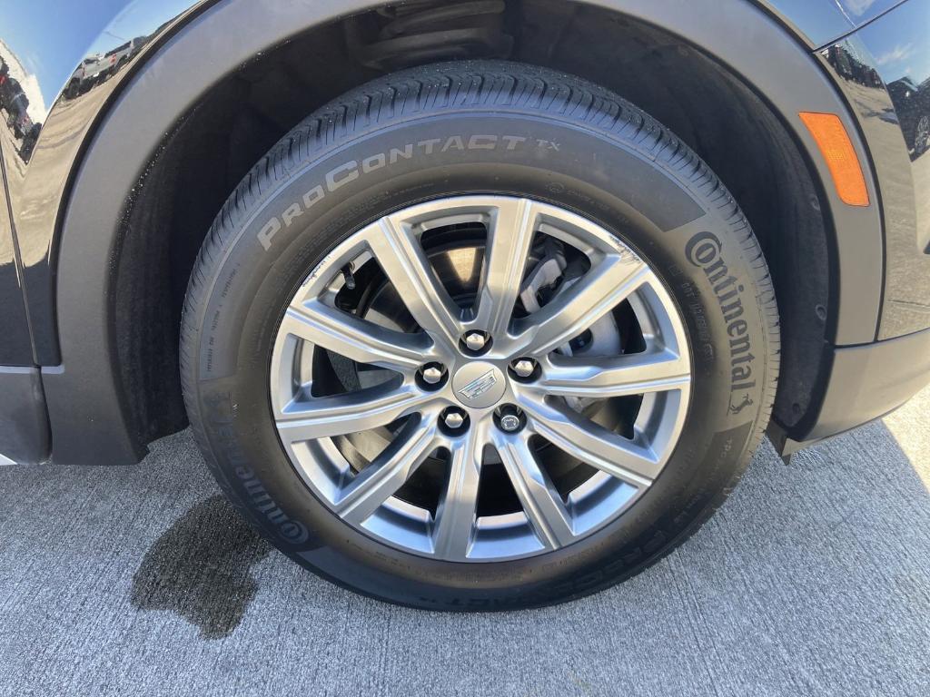 used 2023 Cadillac XT4 car, priced at $27,997