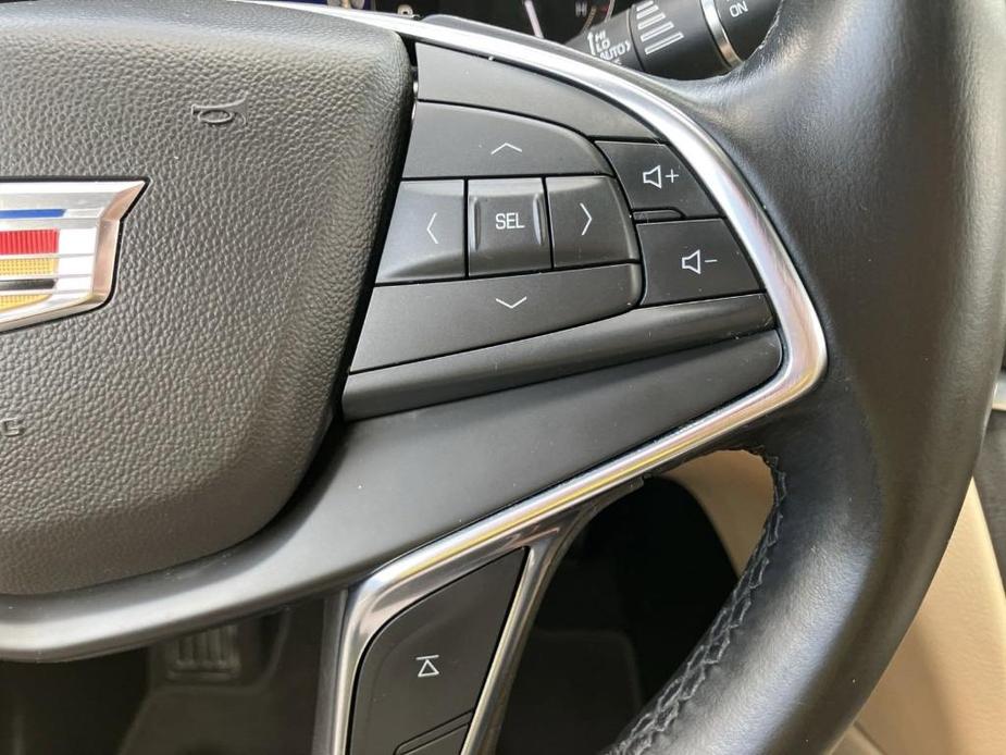 used 2019 Cadillac XT5 car, priced at $21,999