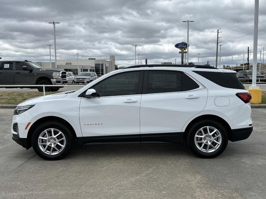 new 2024 Chevrolet Equinox car, priced at $28,124
