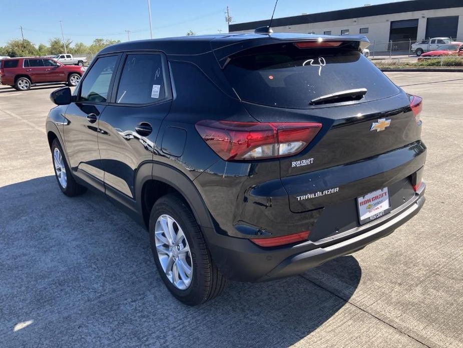 new 2025 Chevrolet TrailBlazer car, priced at $24,881