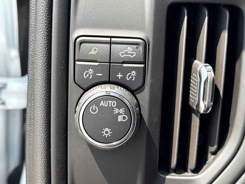 new 2026 Chevrolet Silverado 1500 car, priced at $35,901