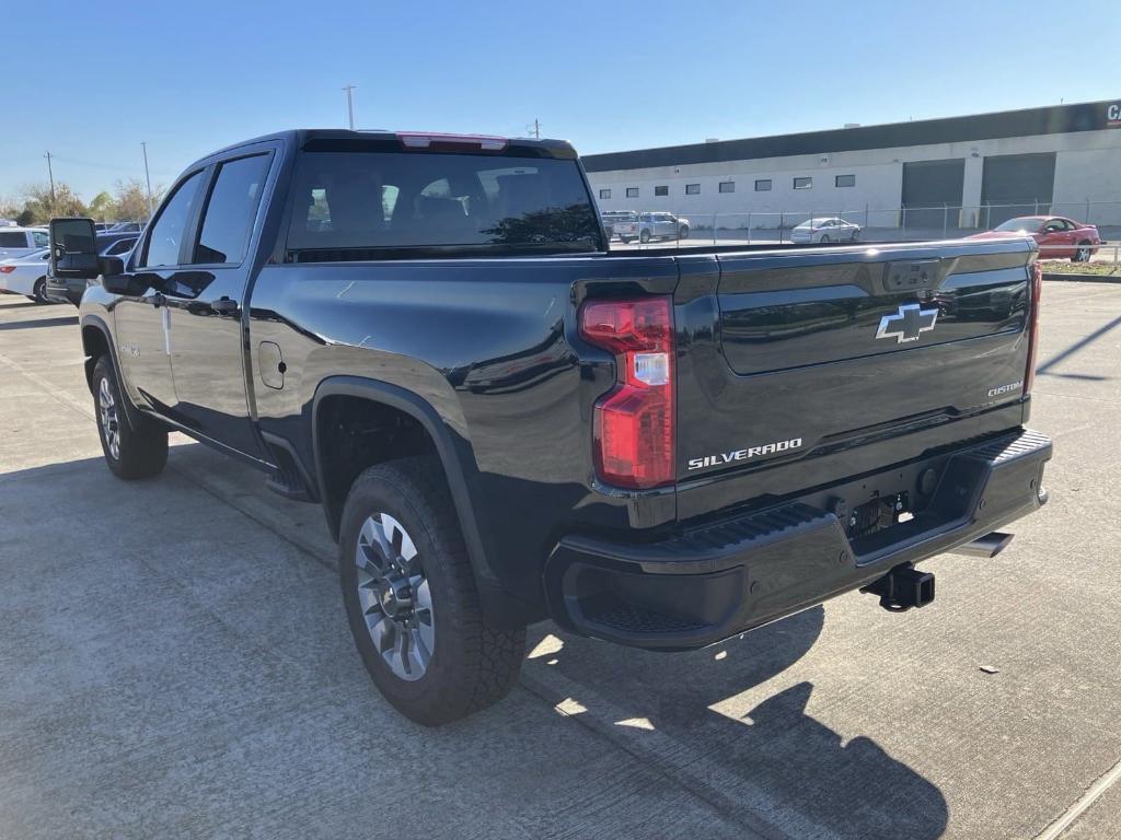 new 2025 Chevrolet Silverado 2500 car, priced at $56,611