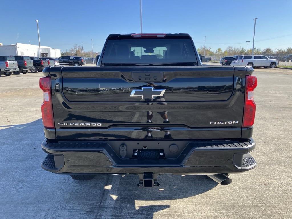 new 2025 Chevrolet Silverado 2500 car, priced at $56,611