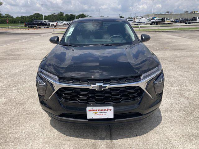 new 2025 Chevrolet Trax car, priced at $21,895