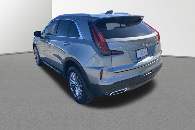 new 2025 Cadillac XT4 car, priced at $41,990