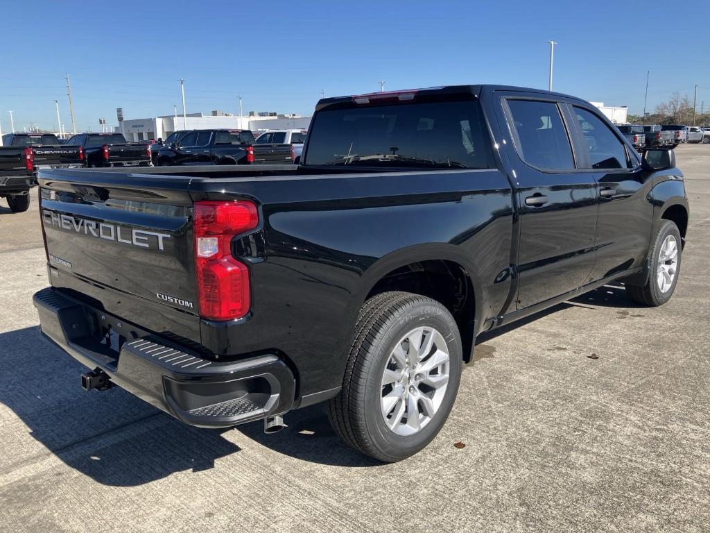 new 2025 Chevrolet Silverado 1500 car, priced at $42,041