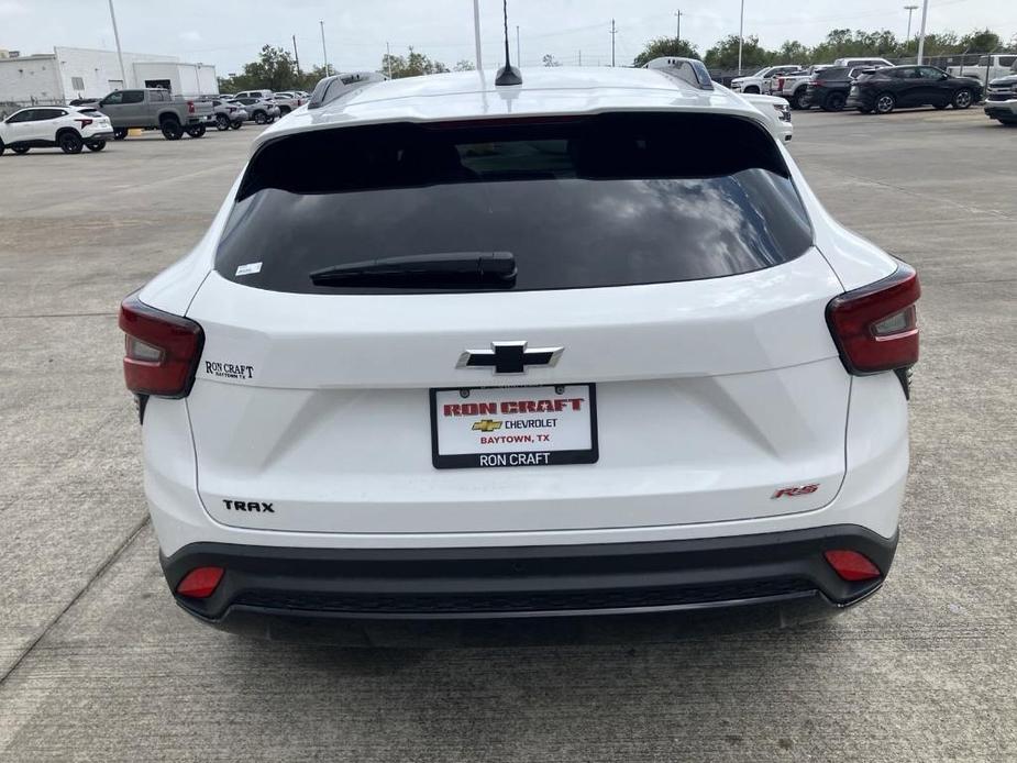 new 2025 Chevrolet Trax car, priced at $26,285