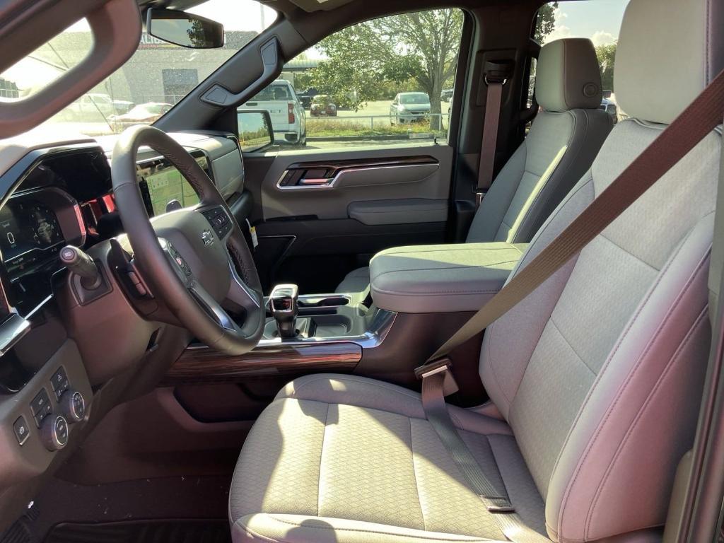 new 2025 Chevrolet Silverado 1500 car, priced at $51,572