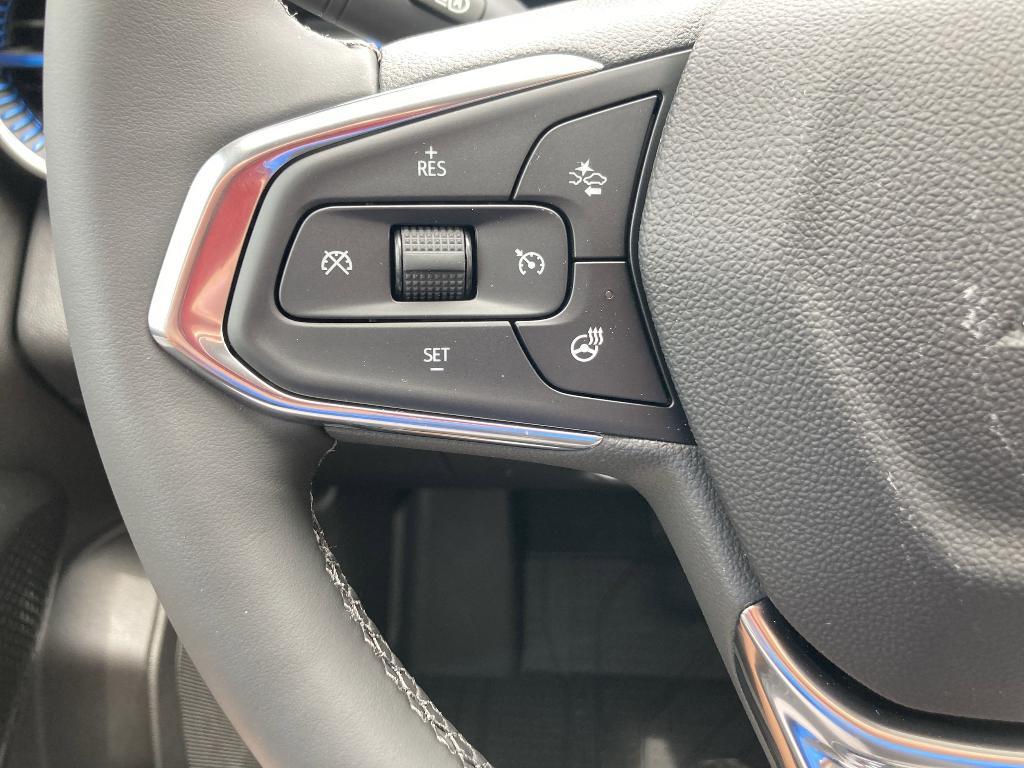 new 2025 Chevrolet Trax car, priced at $25,735