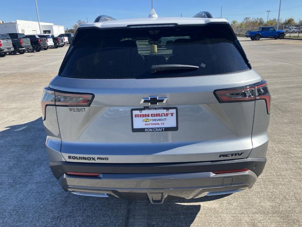 new 2025 Chevrolet Equinox car, priced at $35,381