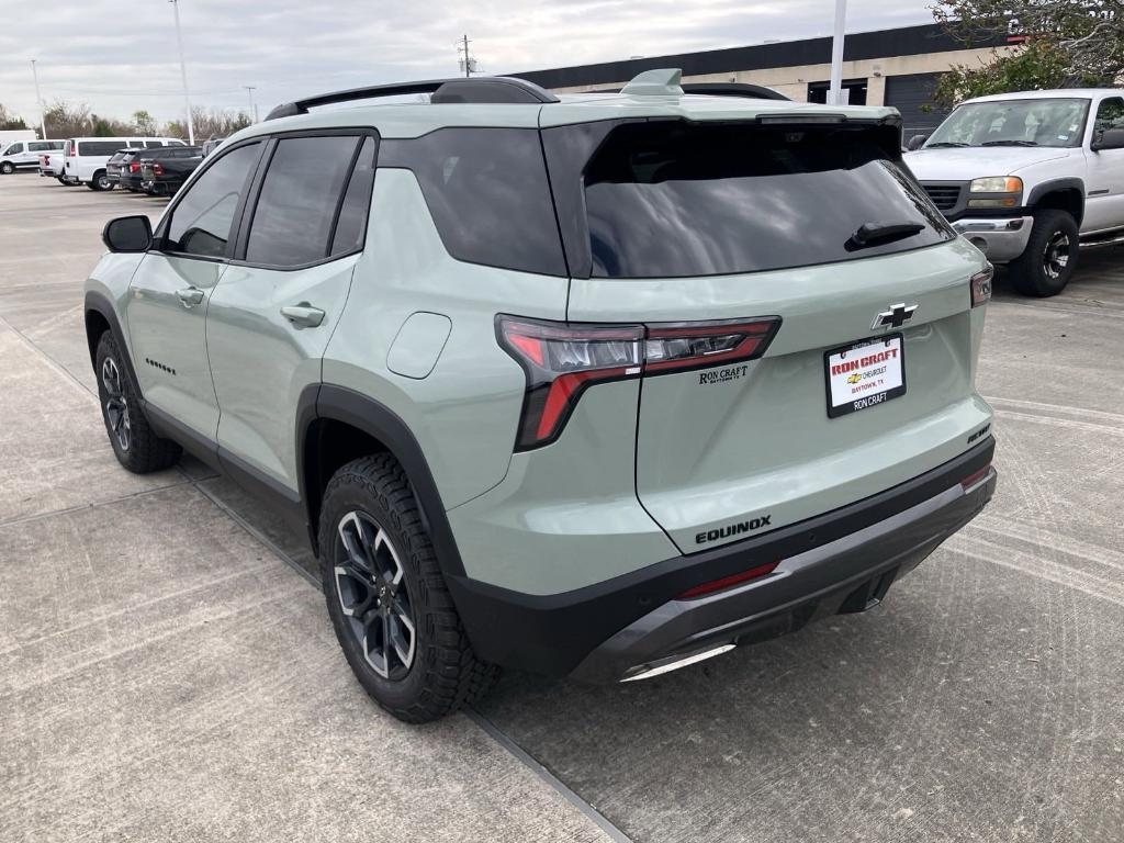 new 2025 Chevrolet Equinox car, priced at $37,261