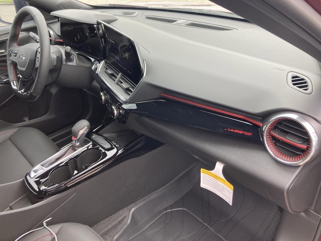 new 2025 Chevrolet Trax car, priced at $27,930