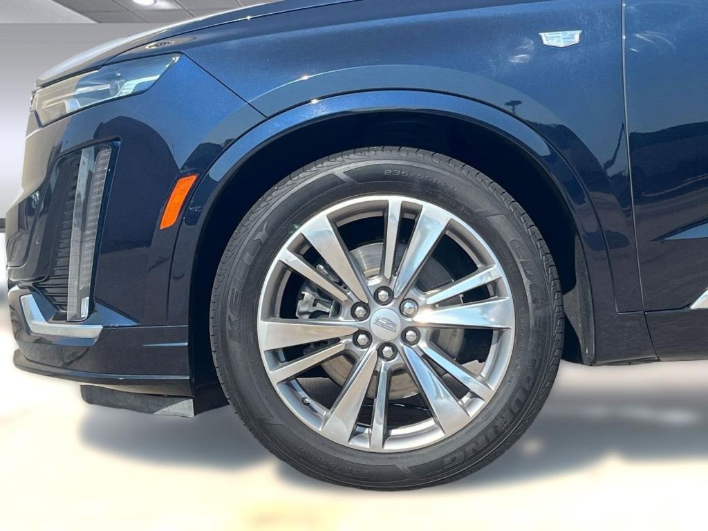 used 2022 Cadillac XT6 car, priced at $30,998