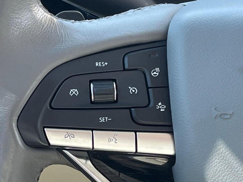 used 2022 Cadillac XT6 car, priced at $30,998