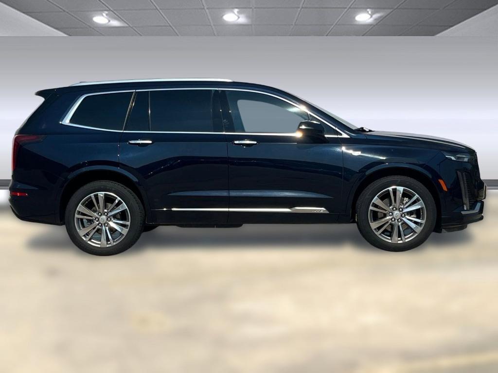 used 2022 Cadillac XT6 car, priced at $30,998