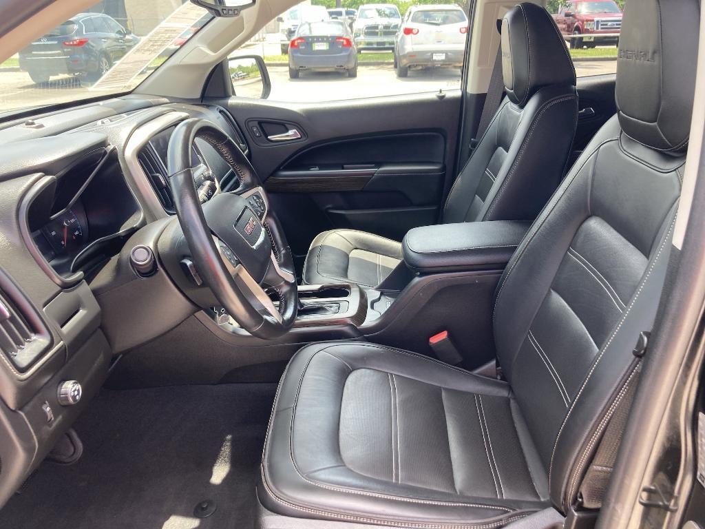 used 2020 GMC Canyon car, priced at $26,999