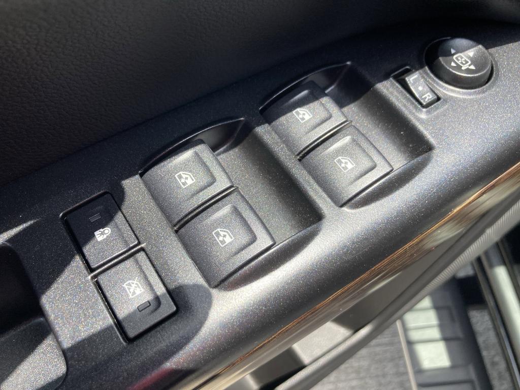used 2020 GMC Canyon car, priced at $26,999