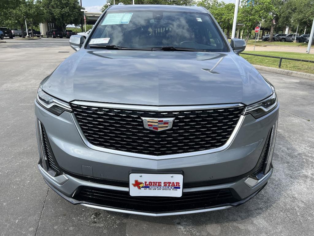 used 2024 Cadillac XT6 car, priced at $40,996