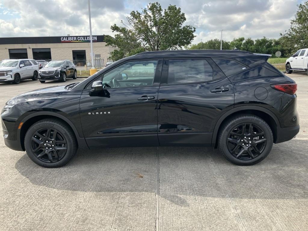 new 2025 Chevrolet Blazer car, priced at $40,232