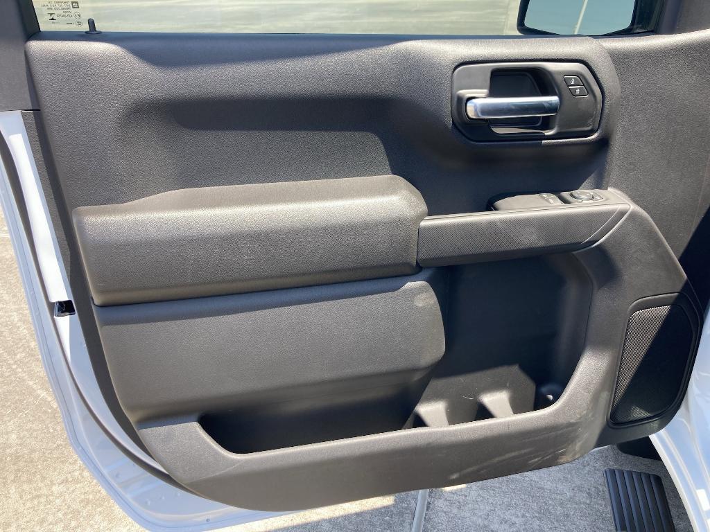 new 2025 Chevrolet Silverado 1500 car, priced at $36,221