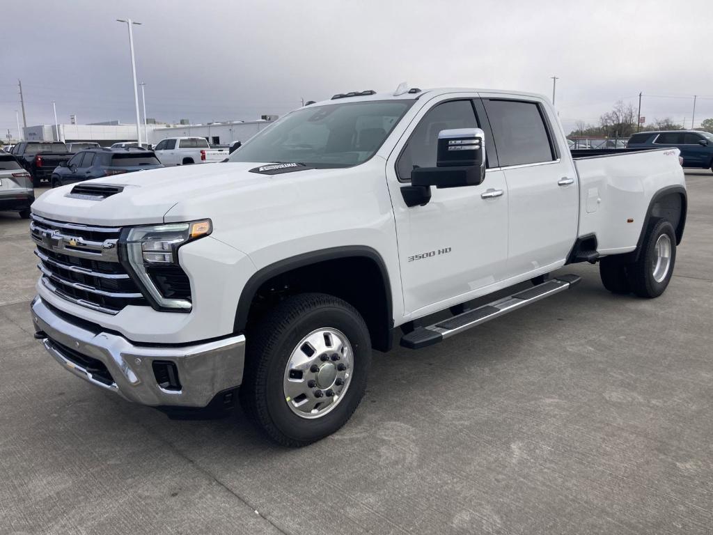 new 2025 Chevrolet Silverado 3500 car, priced at $81,341