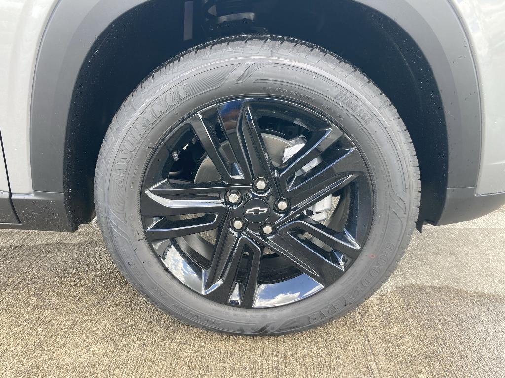 new 2025 Chevrolet Trax car, priced at $26,801
