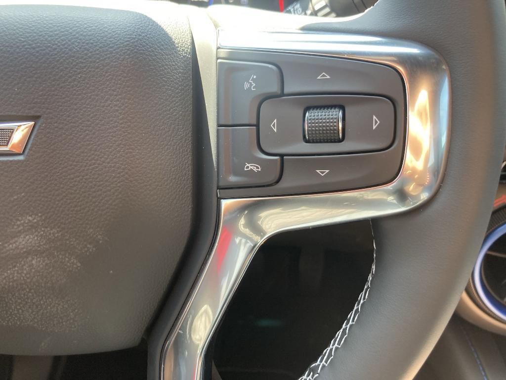 new 2025 Chevrolet Blazer car, priced at $45,861