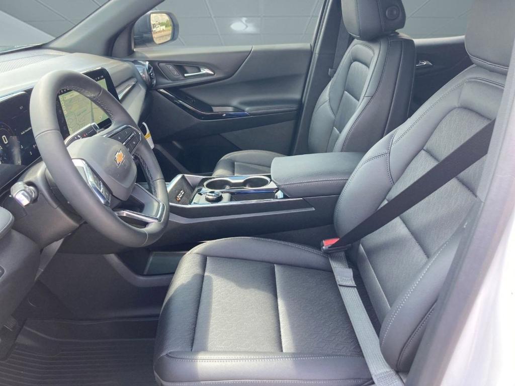 new 2026 Chevrolet Equinox car, priced at $31,461