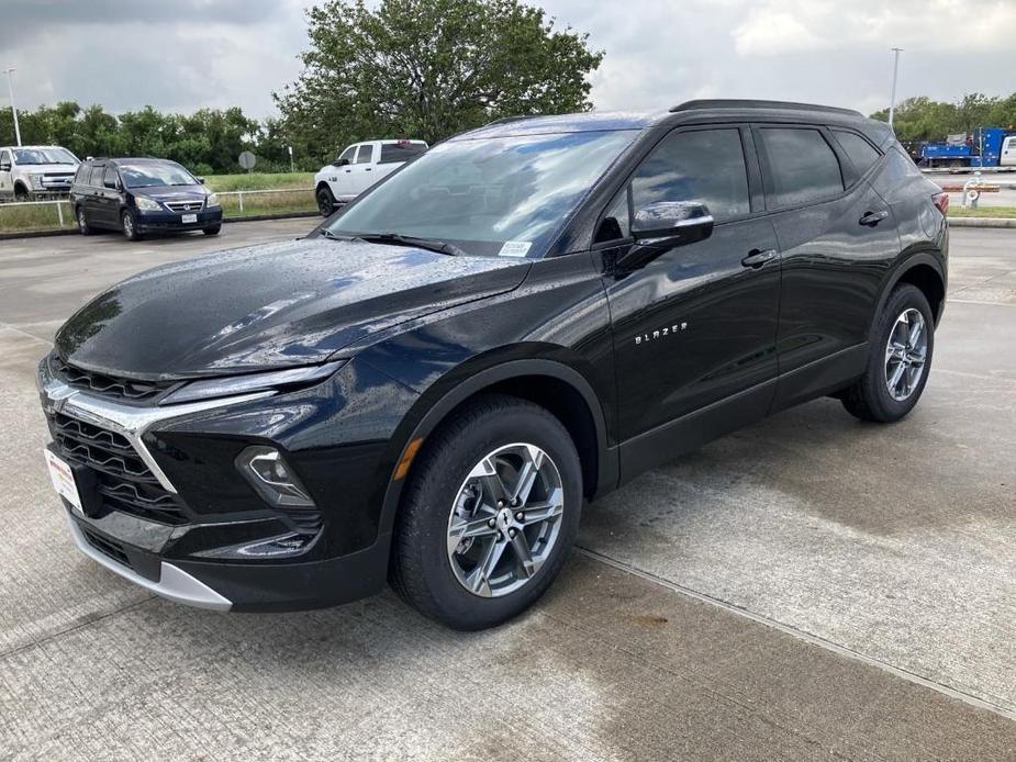 new 2024 Chevrolet Blazer car, priced at $35,423