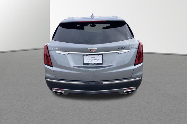 new 2025 Cadillac XT5 car, priced at $54,562