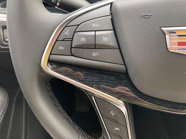 new 2025 Cadillac XT5 car, priced at $54,565