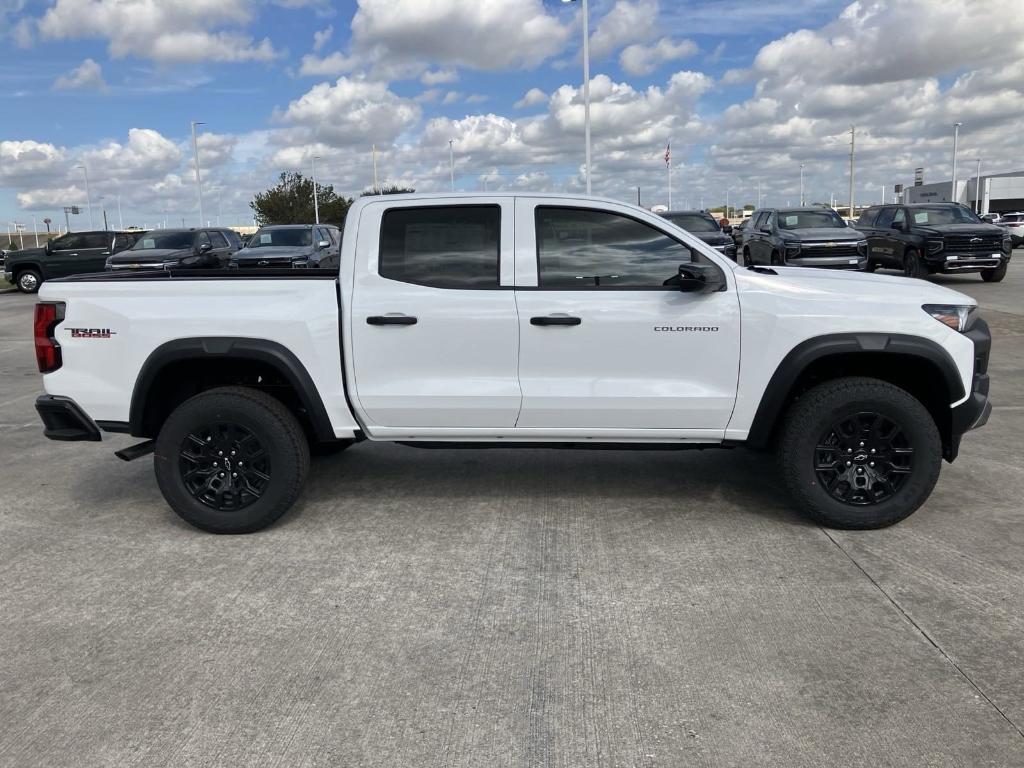 new 2024 Chevrolet Colorado car, priced at $39,162