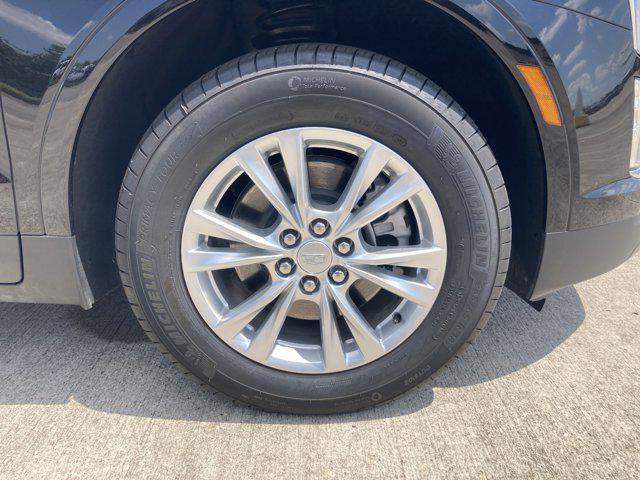 new 2025 Cadillac XT5 car, priced at $42,292