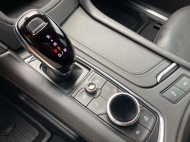 used 2021 Cadillac XT5 car, priced at $28,999