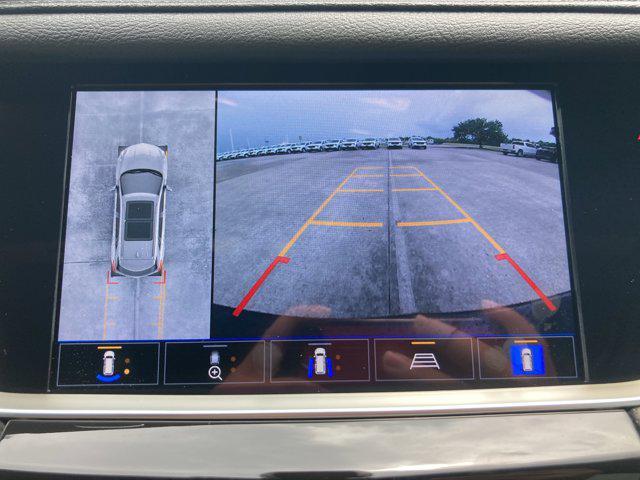 used 2021 Cadillac XT5 car, priced at $28,999