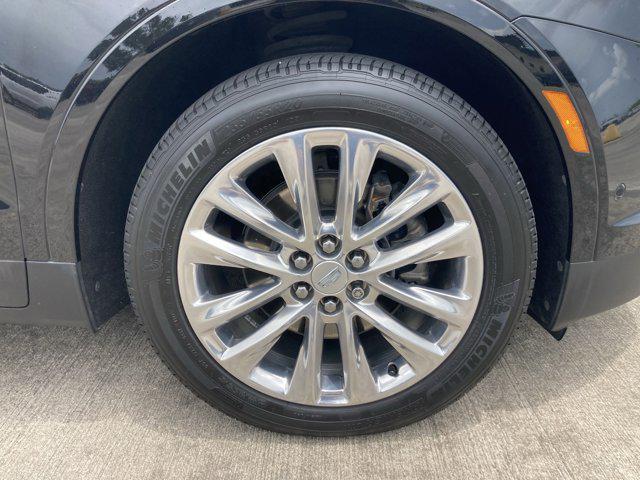 used 2021 Cadillac XT5 car, priced at $28,999