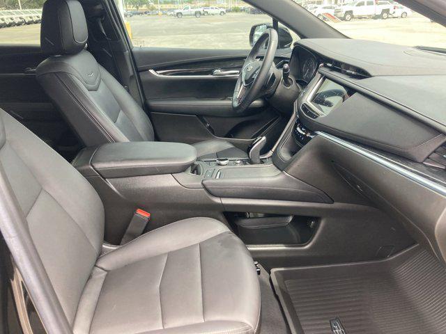 used 2021 Cadillac XT5 car, priced at $28,999