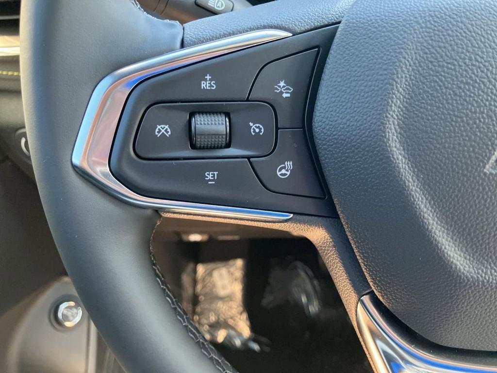 new 2025 Chevrolet TrailBlazer car, priced at $32,422
