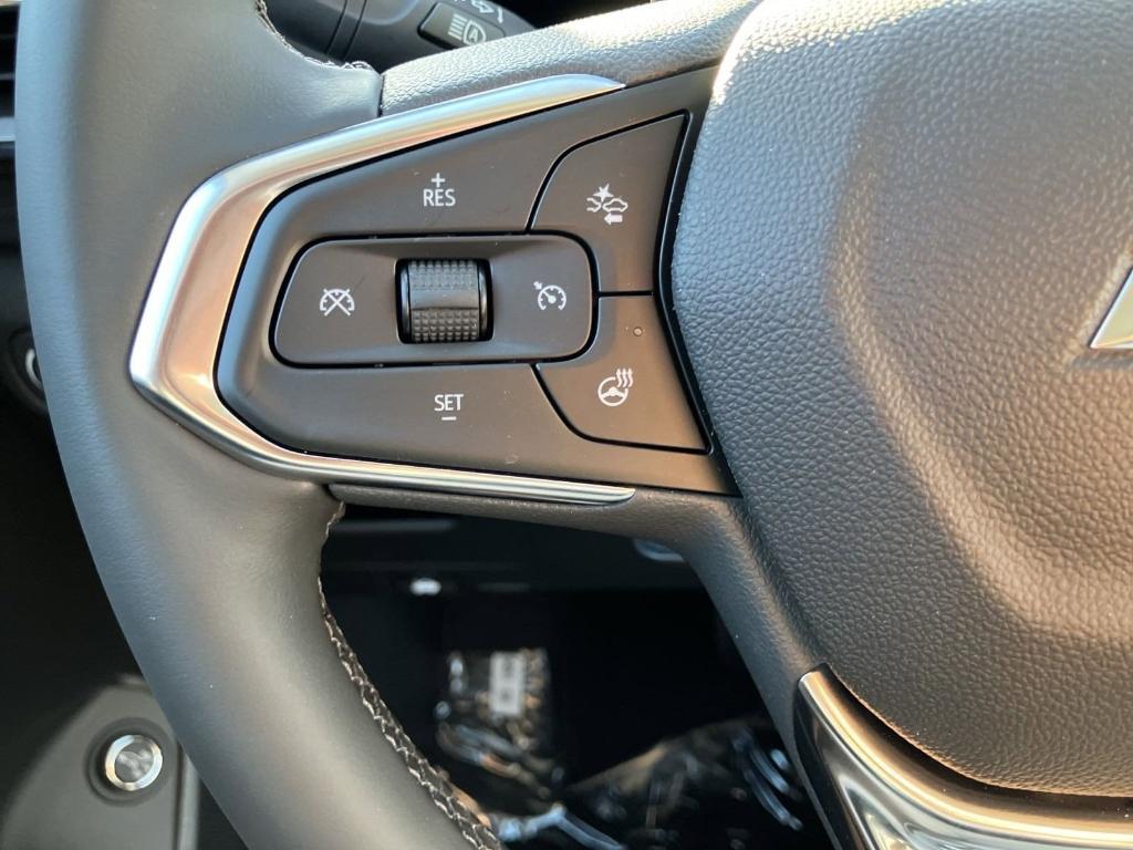 new 2025 Chevrolet TrailBlazer car, priced at $28,673
