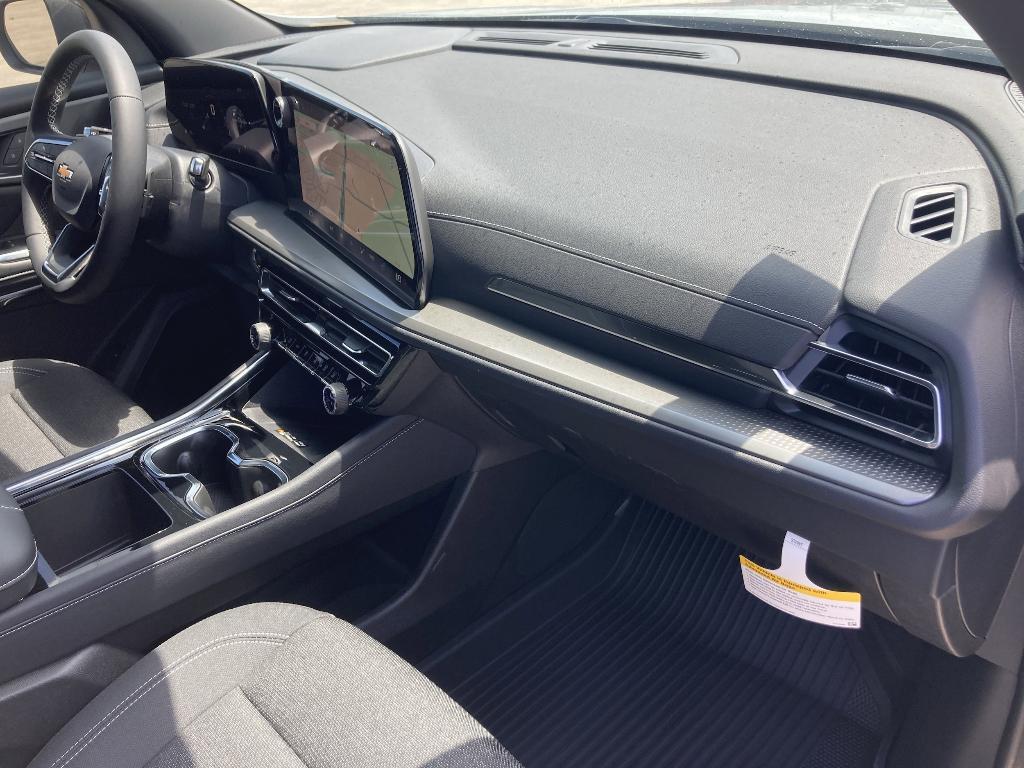 new 2025 Chevrolet Traverse car, priced at $44,631
