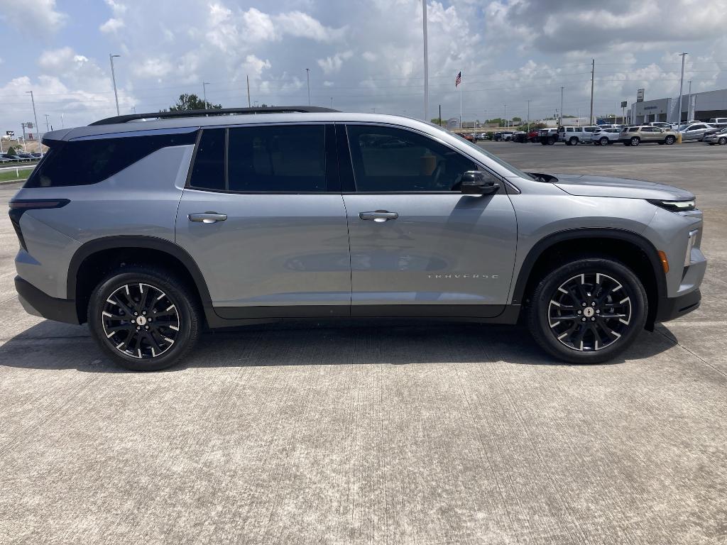 new 2025 Chevrolet Traverse car, priced at $44,631
