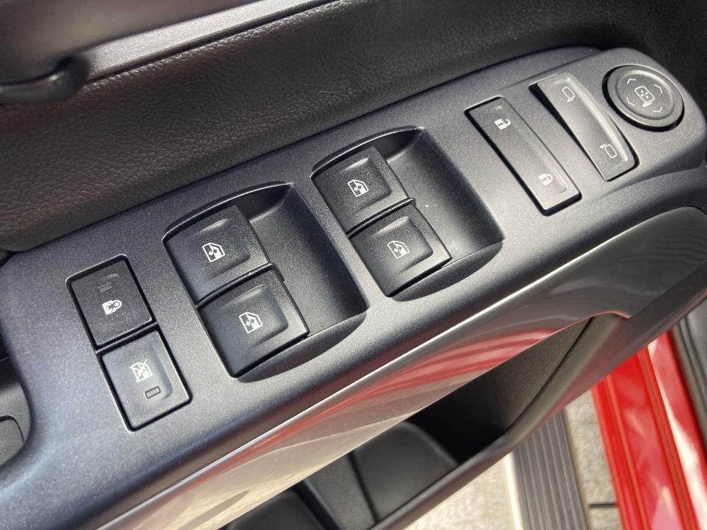 used 2014 Chevrolet Silverado 1500 car, priced at $20,998