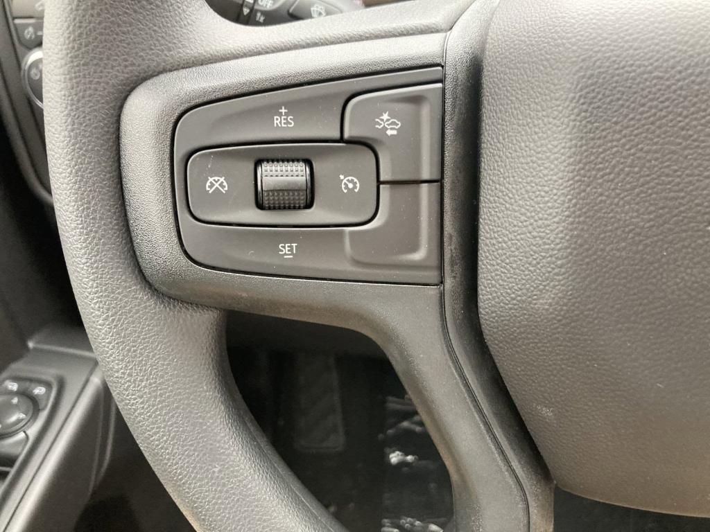 new 2025 Chevrolet Silverado 1500 car, priced at $41,942