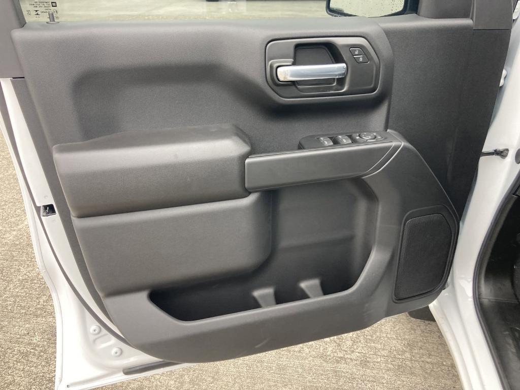 new 2025 Chevrolet Silverado 1500 car, priced at $41,942